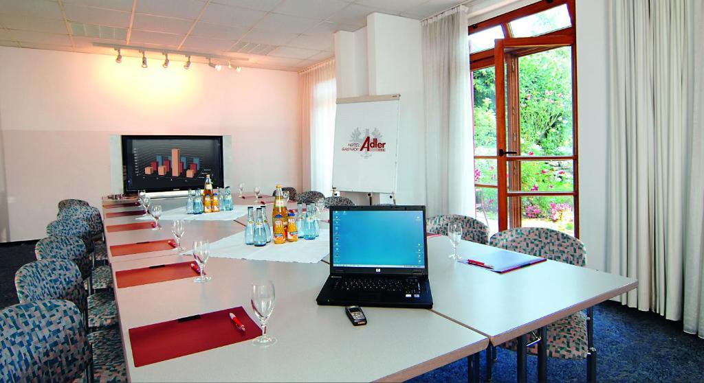 Hotel Gasthof Adler Ульм Экстерьер фото