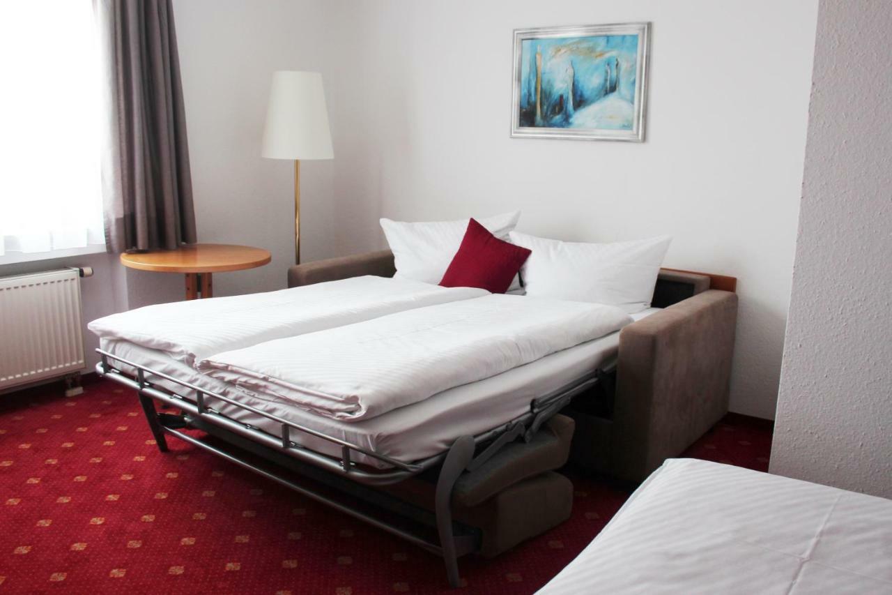 Hotel Gasthof Adler Ульм Экстерьер фото